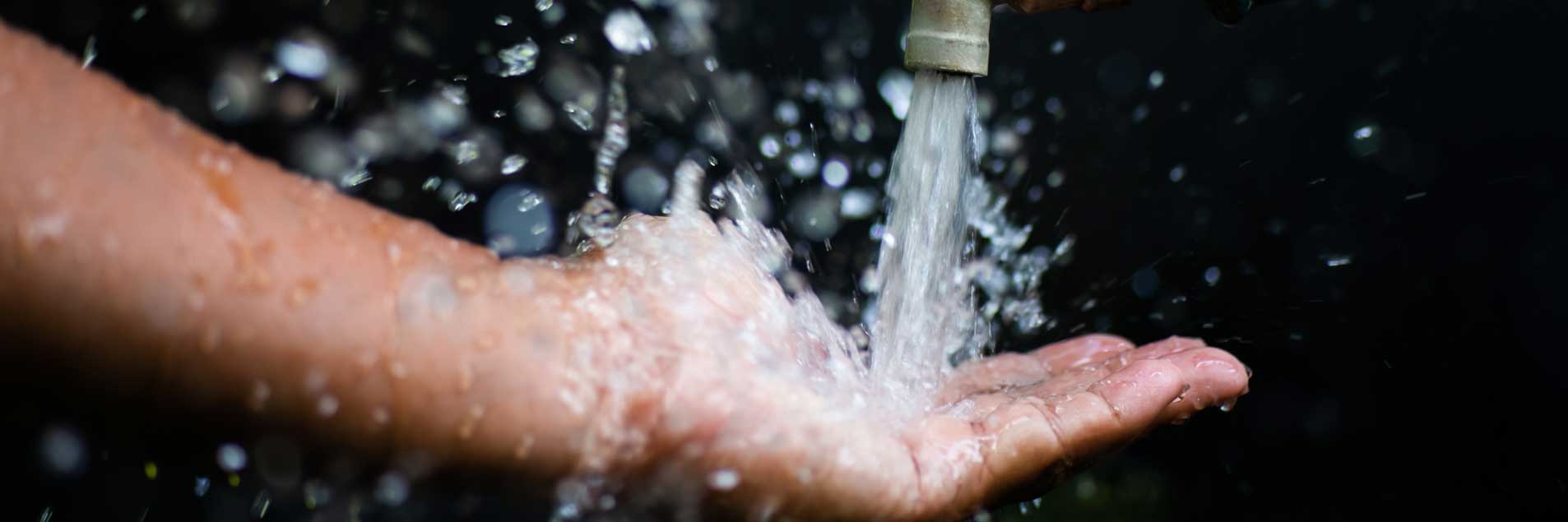 Mexico must adequately regulate the private and public provision of water